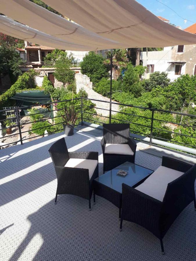 Apartments Petra 23 Mali Losinj Bagian luar foto