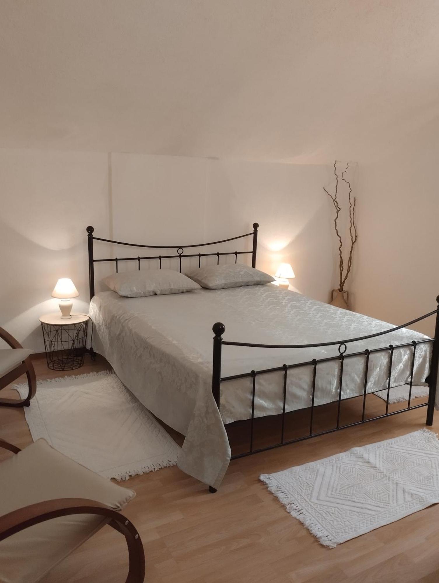 Apartments Petra 23 Mali Losinj Bagian luar foto